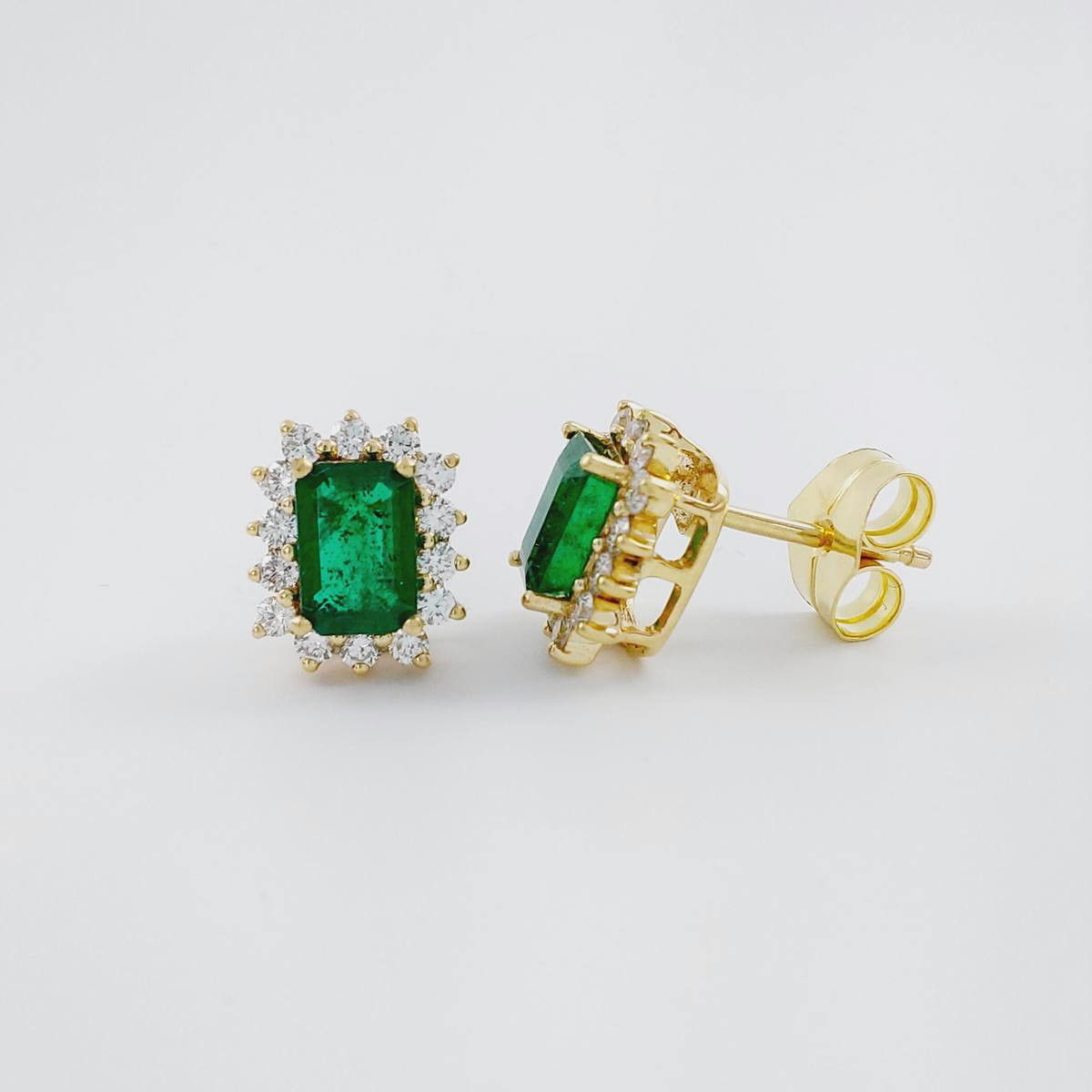 PENDIENTES ESMERALDA 1,00 CT Y BRILLANTE 0,42 CT