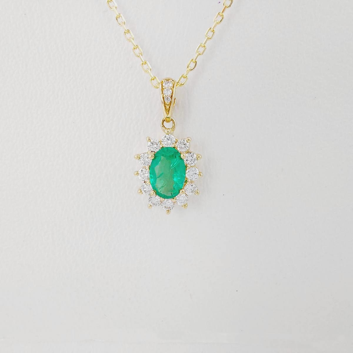 COLGANTE ESMERALDA 0,38 CT Y BRILLANTE 0,19 CT