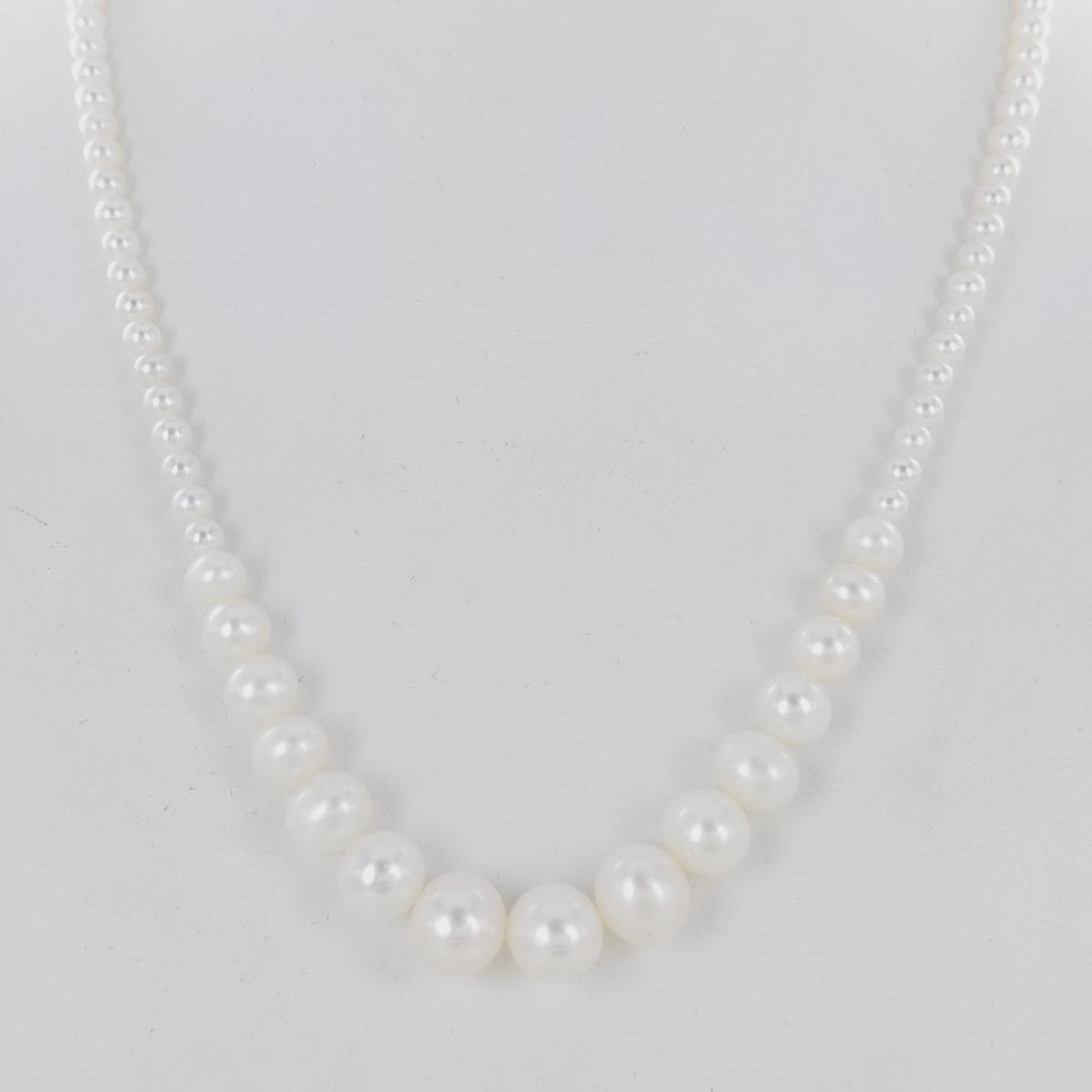 COLLAR PERLAS REDONDAS GRADUADAS