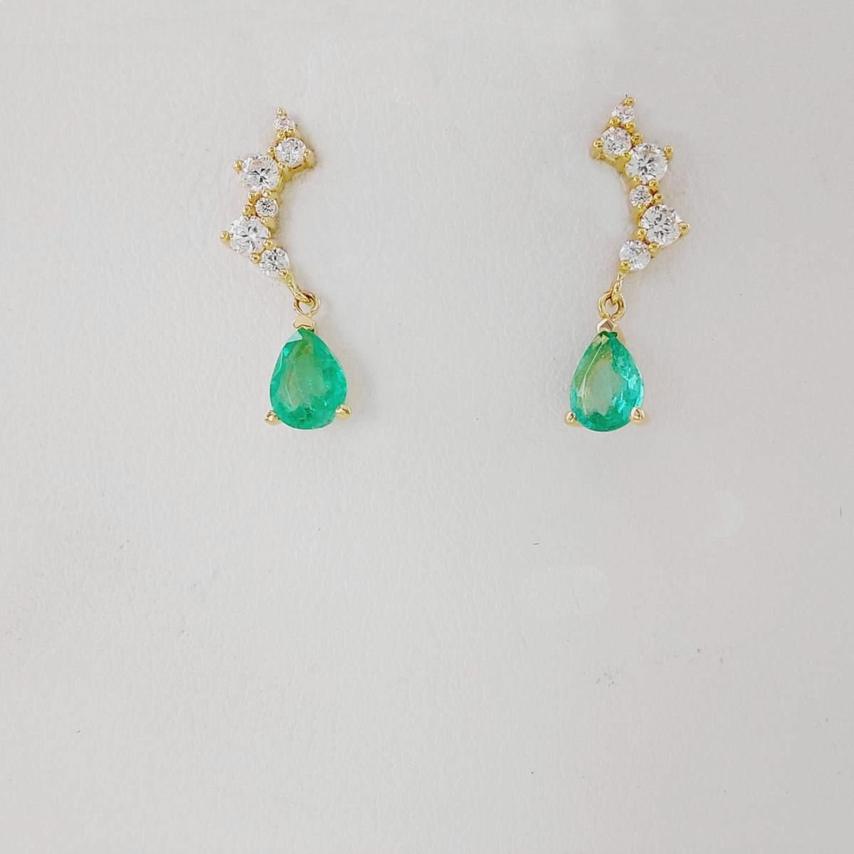 PENDIENTES ESMERALDA Y CIRCONITAS