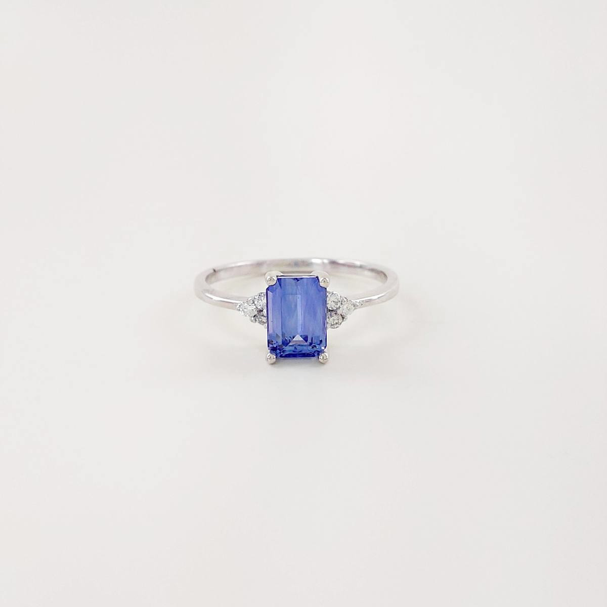 ANILLO ZAFIRO 1,07 CT Y BRILLANTES 0,06 CT