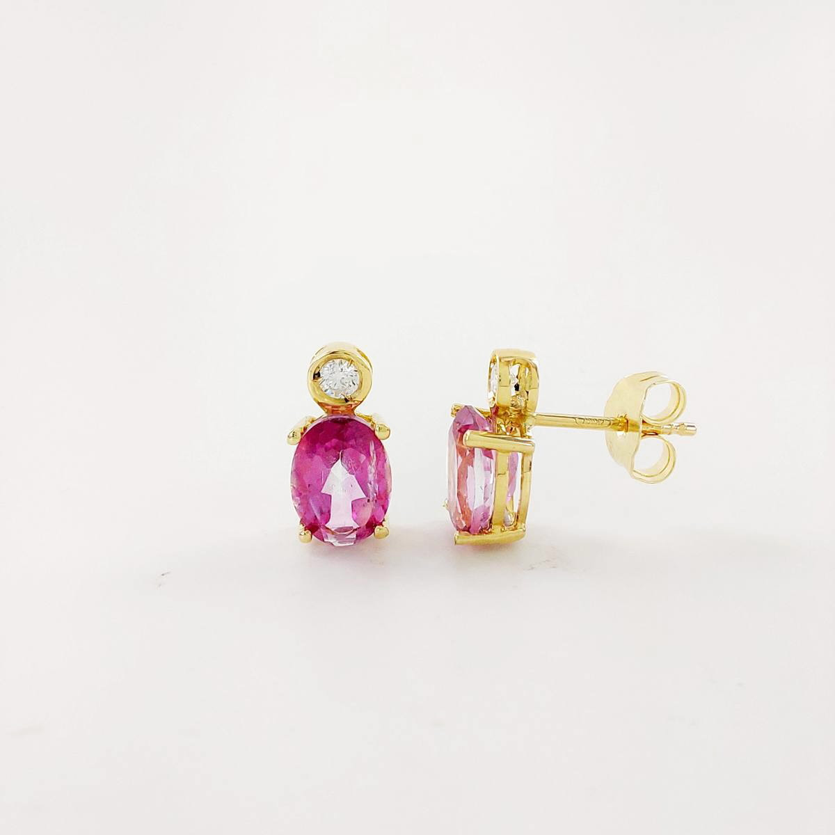 PENDIENTES BRILLANTE 0,07 CT Y TOPACIO ROSA